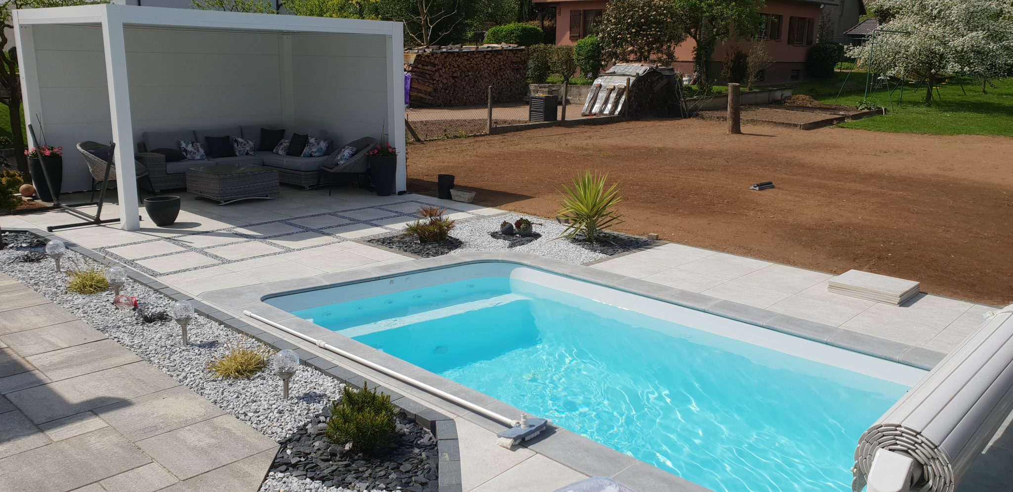 installation piscine coque en France